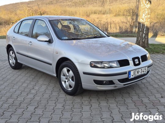 SEAT Leon 1.6 16V Stella