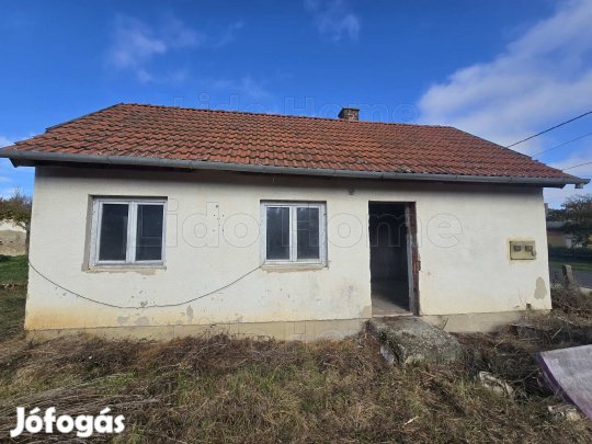 SEGESDEN CSALÁDI HÁZ ELADÓ