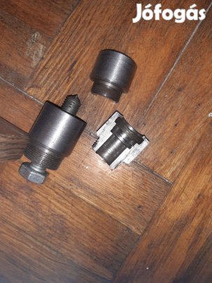 SR2 Suhl Simson Láncfogaskerék Lehuzó Főtengy Kisfogaskerém Lehuzó