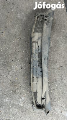 SZELLOZŐ RÁCS A1698300413 eladó