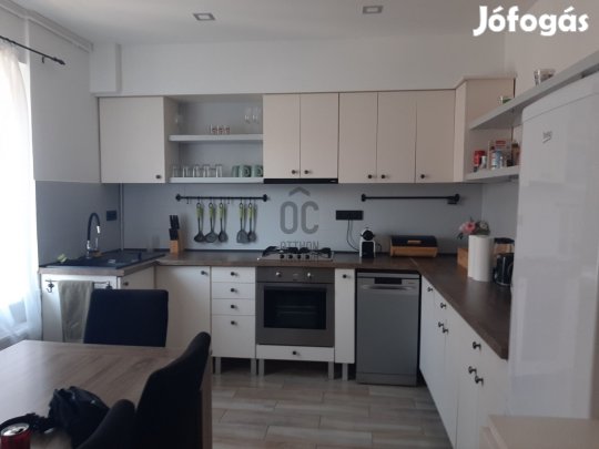 SZUPER BEFEKTETÉS BALATONALMÁDIBAN