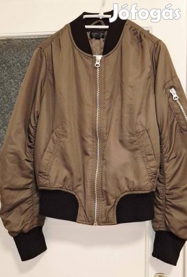 S-es keki zöld dzseki újszerű állapotban eladó