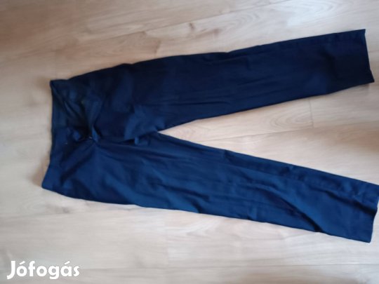 S-es méretű fiú nadrágok, megkímélt