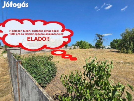 S.kert Fő utca közeli, ikerház építésre alkalmas telek eladó!