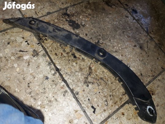 Saab 9-3 Bal Hátsó Lökhárító Tartó