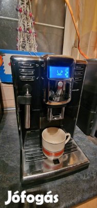 Saeco Incanto HD8911 digitkijelzős automata darálós kávéfőző 