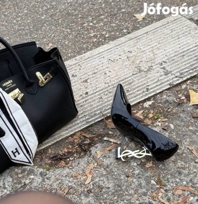 Saint Laurent magassarkú 