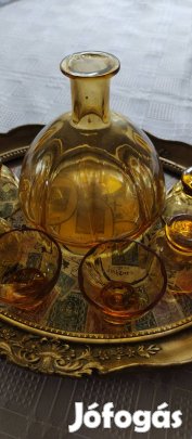 Saját készítésű bélyeges tálaló