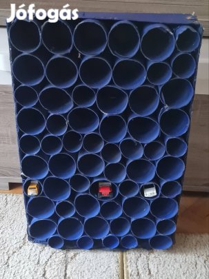 Saját készítésű kis autó / matchbox garázs 62 kisautónak