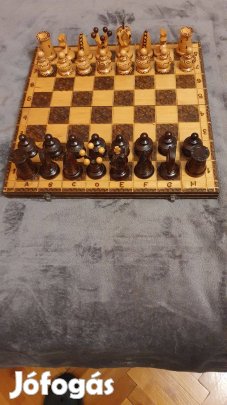 Sakkészlet Fadobozban Fa Figurákkal