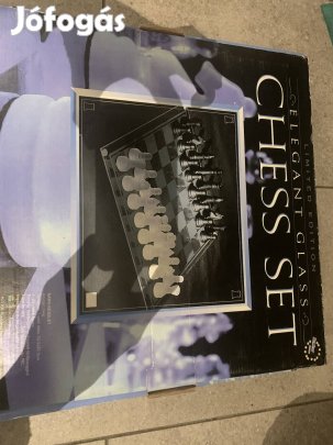 Sakkészlet üvegből