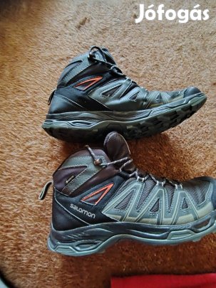 Salamon bakancs