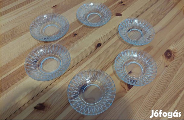Salátás vagy süteményes tálkák, tányérok