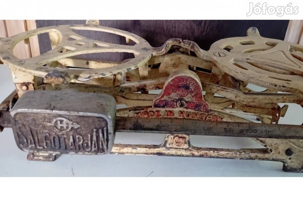 Salgótarján tolósúlyos öntöttvas mérleg