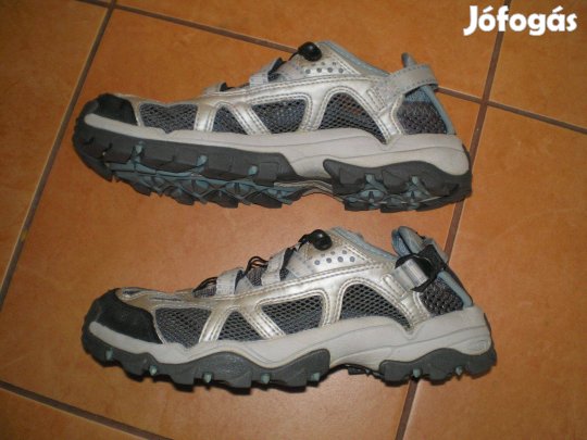 Salomon női szandál 38-as 38 keveset használt hibátlan szandálcipő