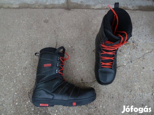Salomon snowboard bakancs új állapotban eladó. van több méretem is! M