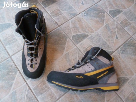 Salomon túra bakancs cipő 29.5cm46-os vízálló,gumírozott jó állapotban