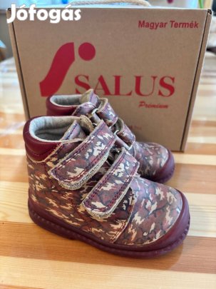 Salus kislány cipő
