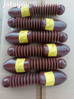 Sámfa Erős műanyag