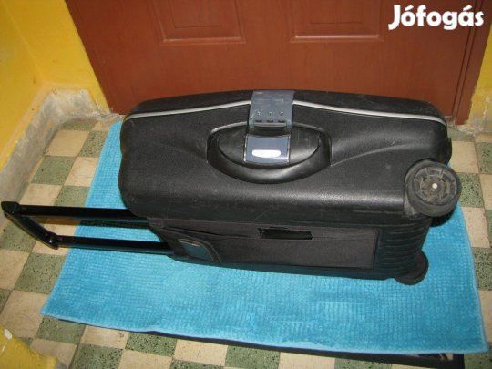 Samsonite Kut gurulós bőrönd 55x38x20 extra kemény kódzár 975