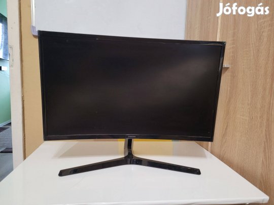 Samsung 24 ívelt monitor