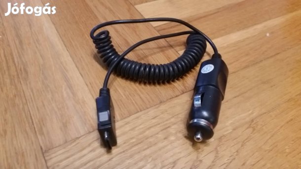 Samsung A300, E700 autós töltő 