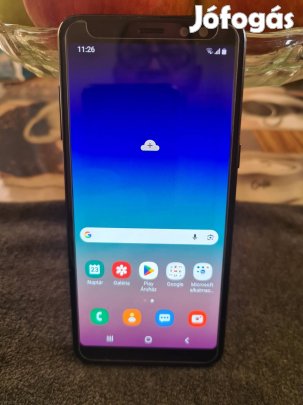 Samsung A8,2018, 2 sim kártyás Hálozat független,4 gb ra32 gb belsö,