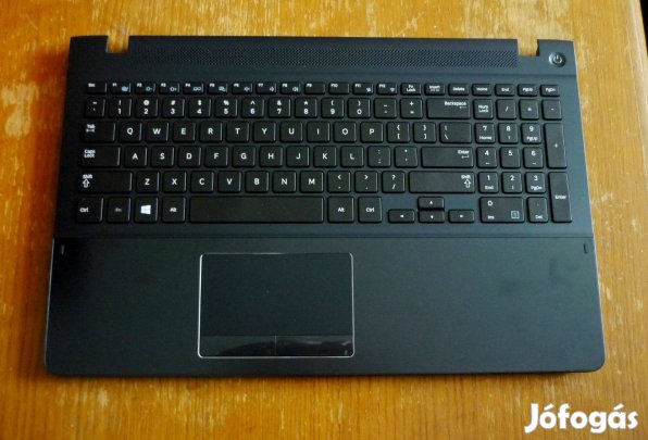 Samsung Ativ Book 4 NP470R5E - billentyűzet + palmrest újszerű állapot