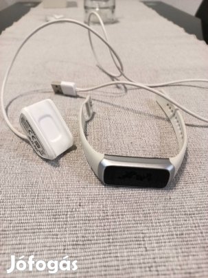 Samsung Galaxy Fit karóra, fitness karkötő