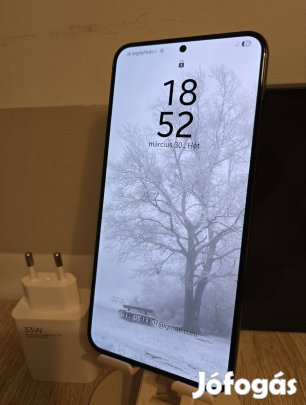 Samsung Galaxy S22 plusz 128/8