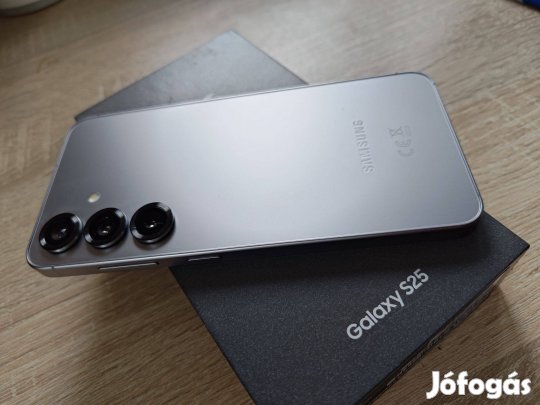 Samsung Galaxy S25 128GB Silver - megkímélt - Csere is lehet