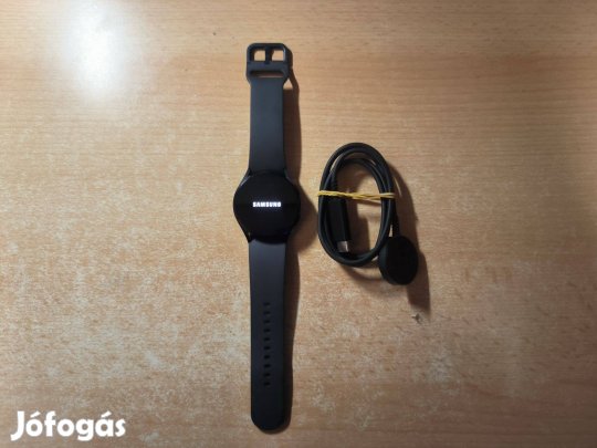 Samsung Galaxy Watch 5 40mm Újszerű Fekete Garis !
