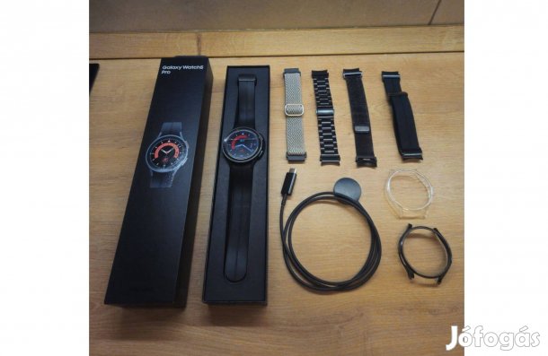 Samsung Galaxy Watch 5 Pro eladó megkímélt, sok extrával