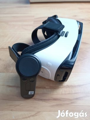 Samsung Gear VR szemüveg + controller