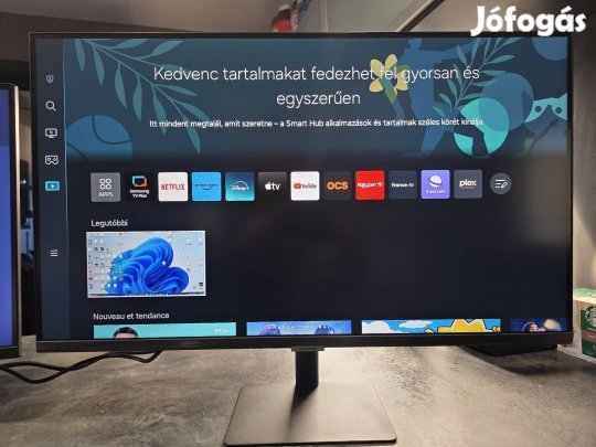Samsung M5 32 col smart monitor 