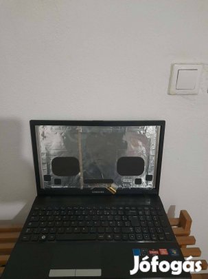 Samsung NP305V5A laptop