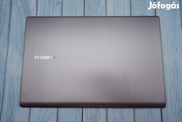 Samsung NP700Z5C laptop kijelző hátlap BA75-03549A