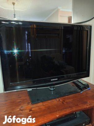 Samsung TV eladó a képek szerint