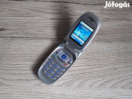 Samsung X450 , Ritka szép ! Flippes retró mobil