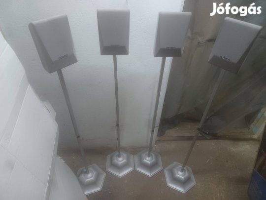 Samsung házimozi,dobozában álványokkal