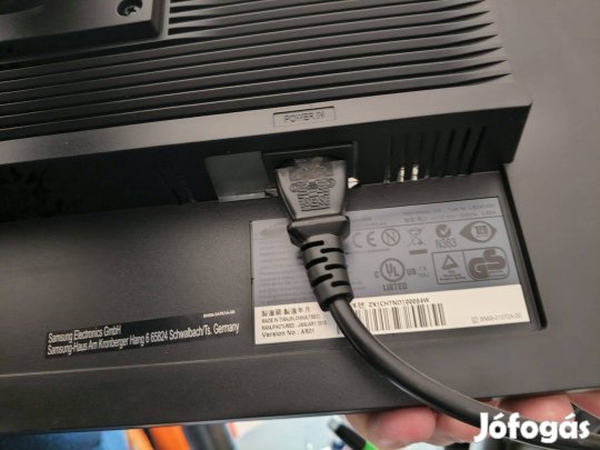 Samsung monitor szett 24 + 19 (duál monitorhoz ideális)