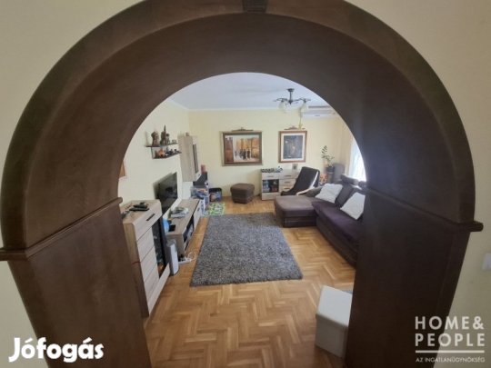 Sándorfalván frekventált helyen családi ház eladó! - Sándorfalva