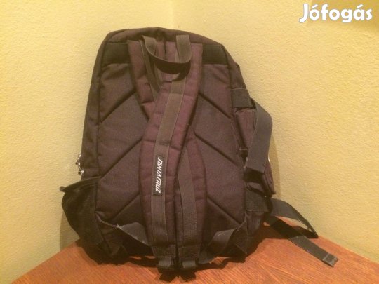 Santa Cruz hátizsák elég nagy