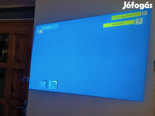 Sanyo CLX-Xu88 projektor 