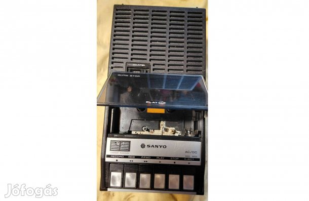 Sanyo M2522 kazettás magnetofon