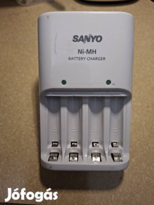 Sanyo akkutöltő AA-AAA akkuhoz