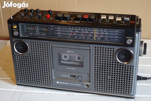 Sanyo boombox m9980k