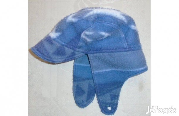 Sapka sállal - kb. 3-4-5 évesnek