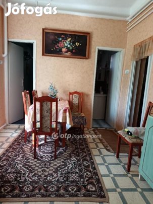 Sárándi eladó 60 nm-es ház