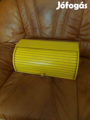 Sárga kenyér tartó